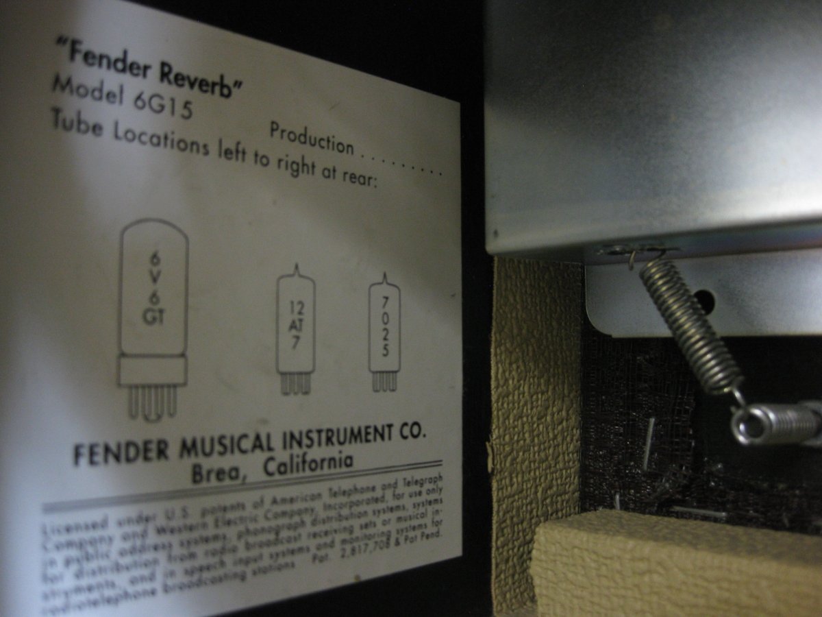 SOLD - Fender Reverb Unit 6G15 1994 1963 Reissue White Tolex - Mahar's Vintage Guitars