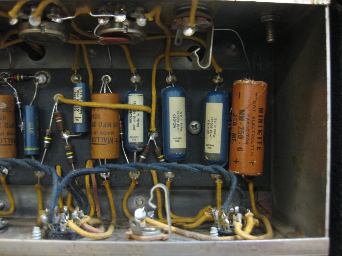 SOLD - Fender Reverb Unit 6G15 Pre CBS 1964 - Mahar's Vintage Guitars