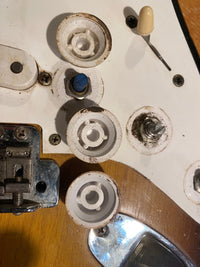 SOLD - Fender Stratocaster 1957 - Mahar's Vintage Guitars