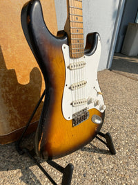 SOLD - Fender Stratocaster 1957 - Mahar's Vintage Guitars