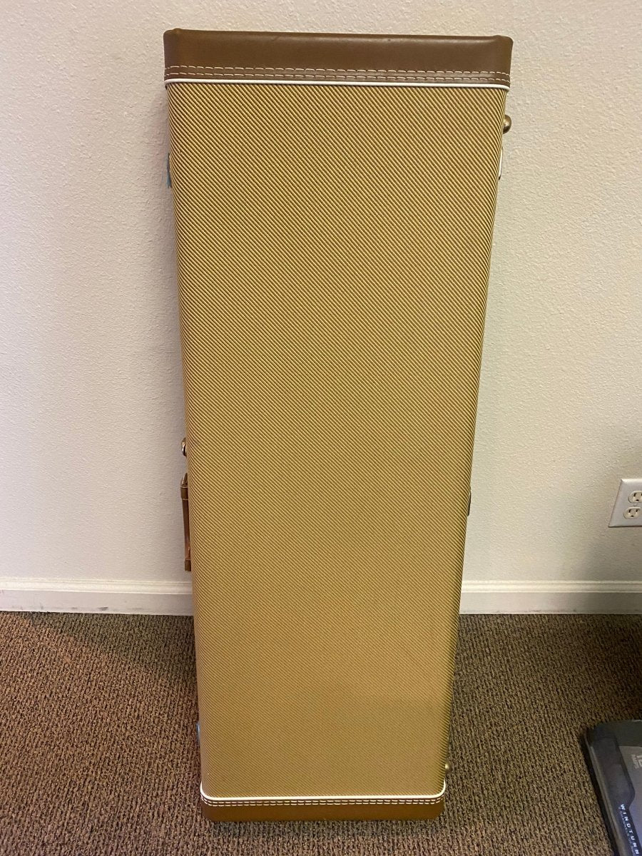 SOLD - Fender Stratocaster 1957 Heavy Relic 2010 - 6 pounds 15 ounces! - Mahar's Vintage Guitars