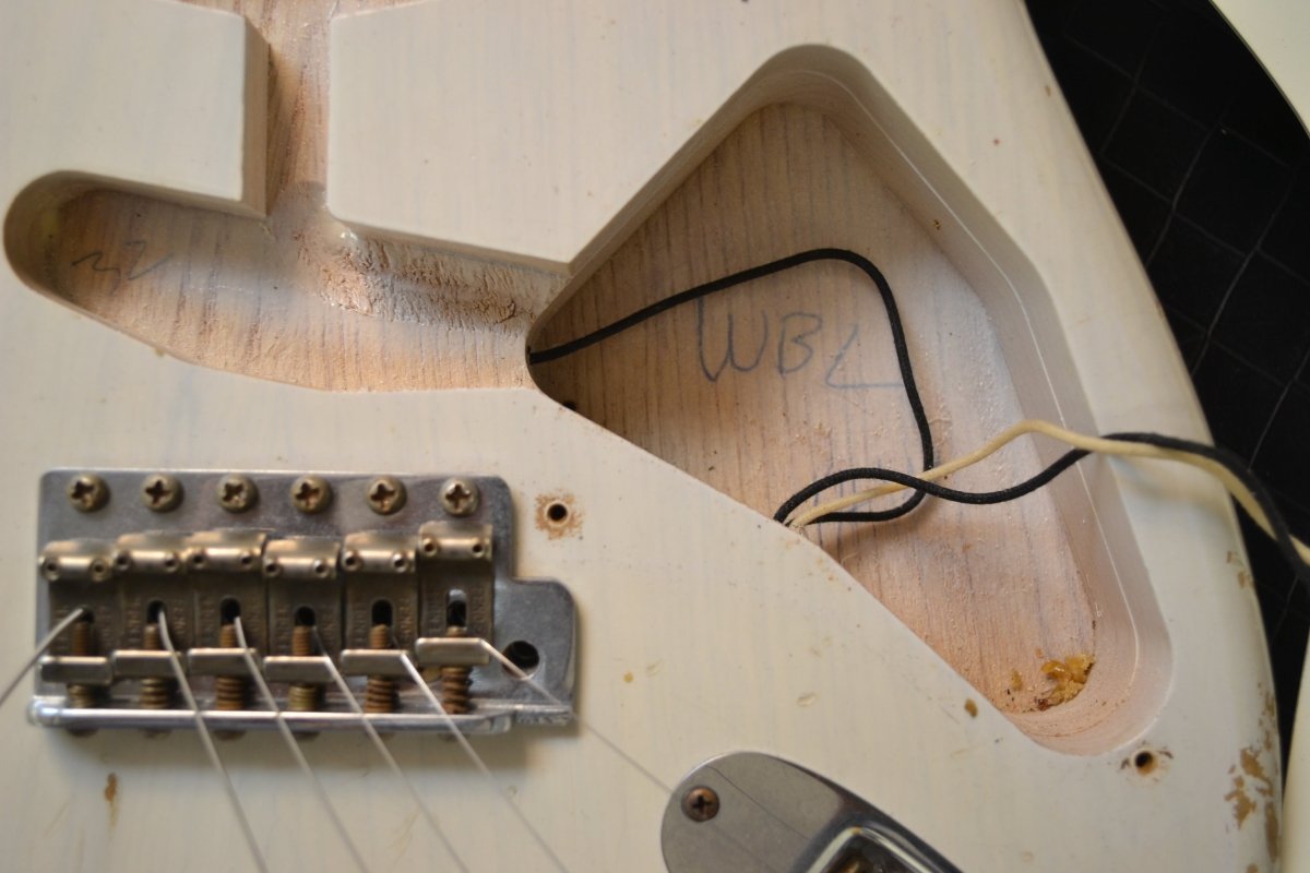 SOLD - Fender Stratocaster 1957 Heavy Relic 2010 - 6 pounds 15 ounces! - Mahar's Vintage Guitars