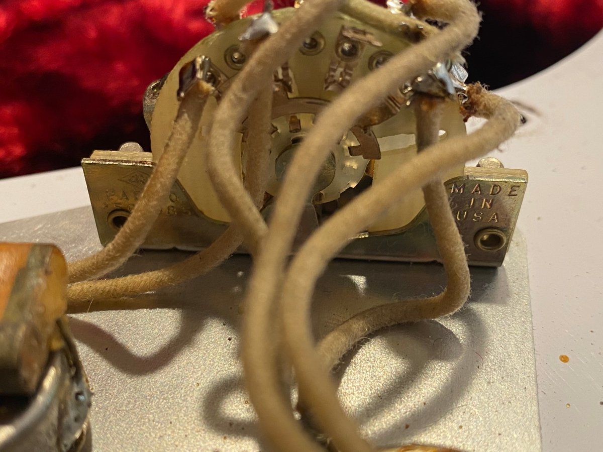 SOLD - Fender Stratocaster 1957 Old body refin - Mahar's Vintage Guitars