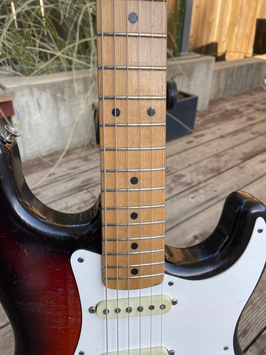 SOLD - Fender Stratocaster 1958 - Mahar's Vintage Guitars