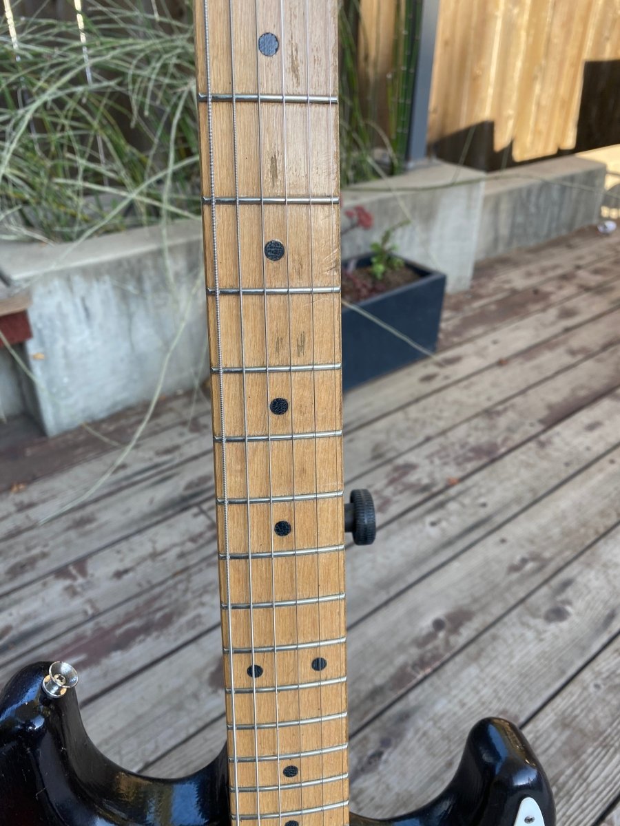 SOLD - Fender Stratocaster 1958 - Mahar's Vintage Guitars