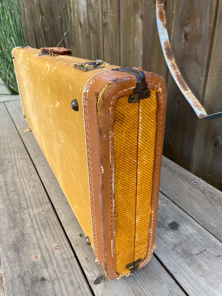 SOLD - Fender Stratocaster 1958 - Mahar's Vintage Guitars