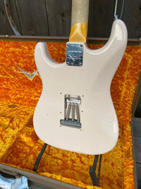 SOLD - Fender Stratocaster 1961 Journeyman Relic Shell Pink 2019 - Mahar's Vintage Guitars