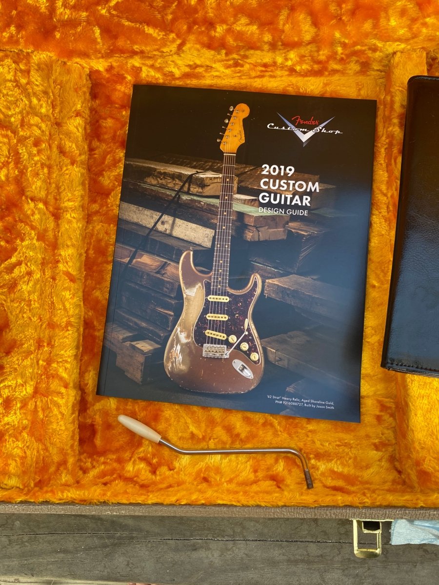 SOLD - Fender Stratocaster 1961 Journeyman Relic Shell Pink 2019 - Mahar's Vintage Guitars