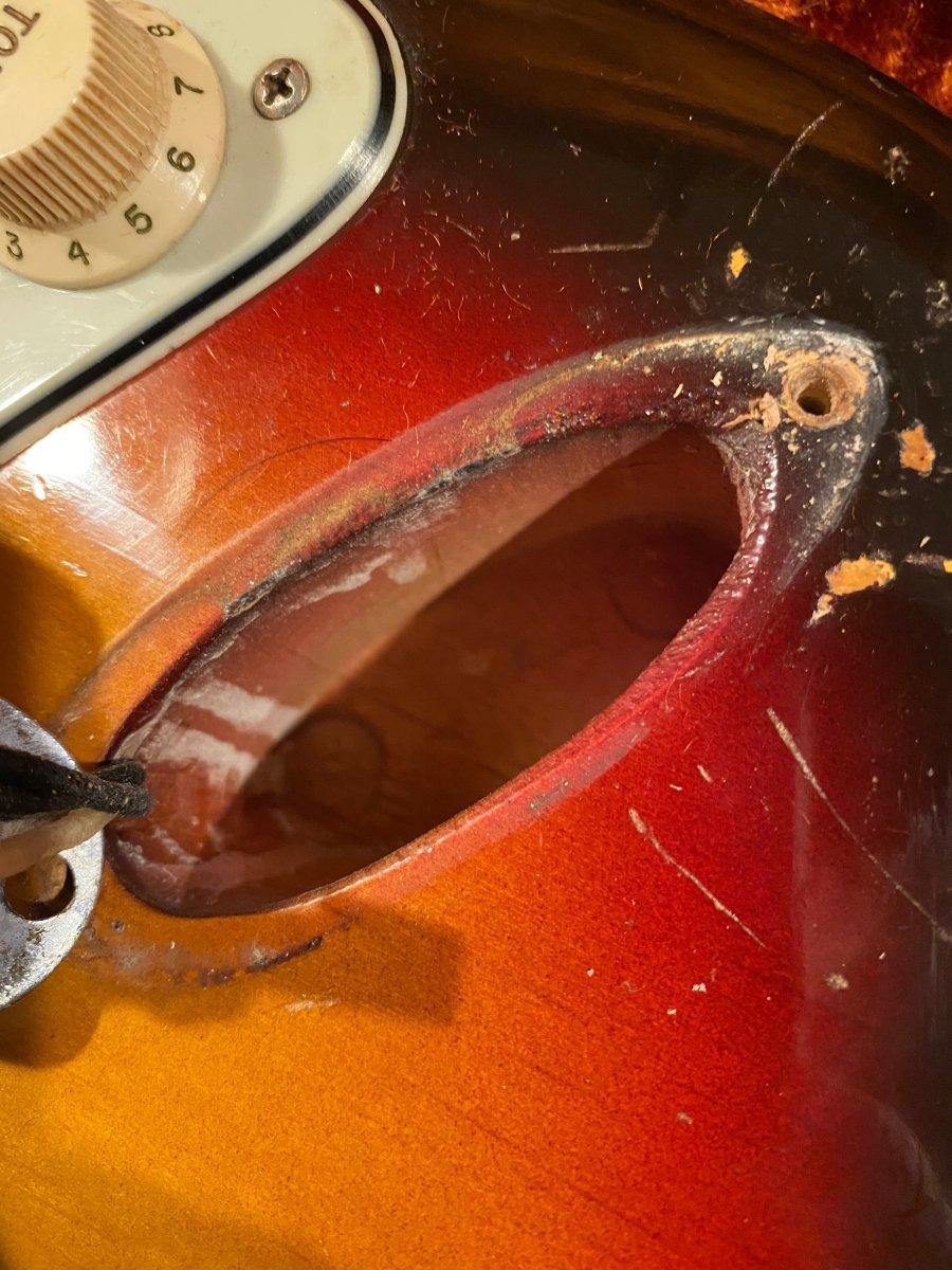 SOLD - Fender Stratocaster 1963 - Mahar's Vintage Guitars