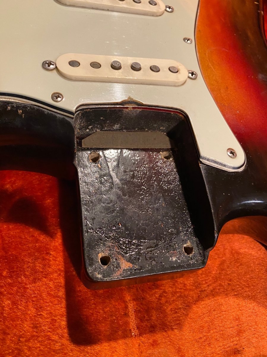 SOLD - Fender Stratocaster 1963 - Mahar's Vintage Guitars