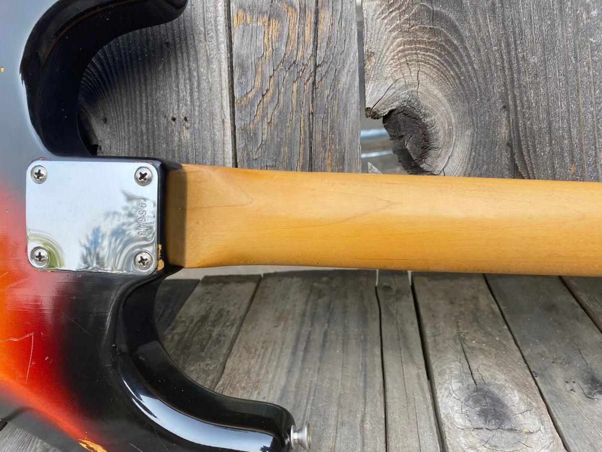 SOLD - Fender Stratocaster 1963 - Mahar's Vintage Guitars