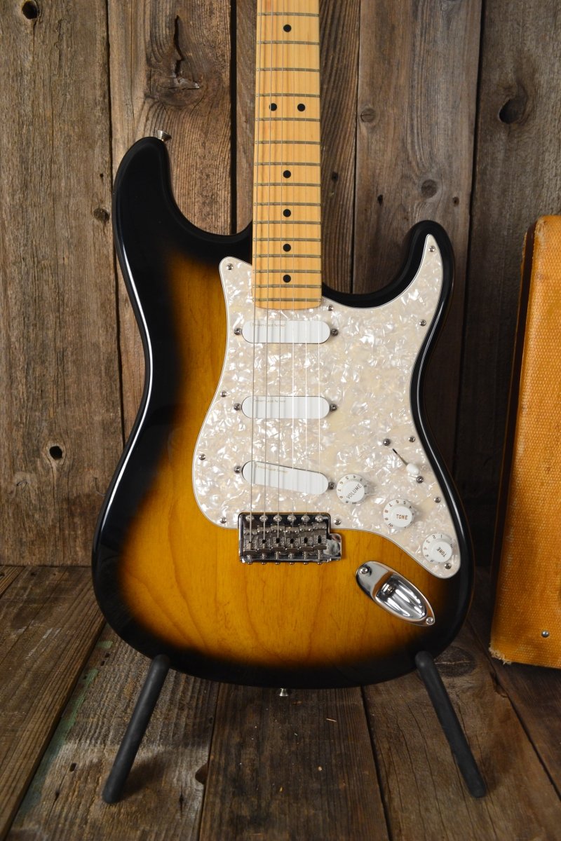 SOLD - Fender Stratocaster Buddy Guy 2005 Near Mint Sunburst - Mahar's Vintage Guitars