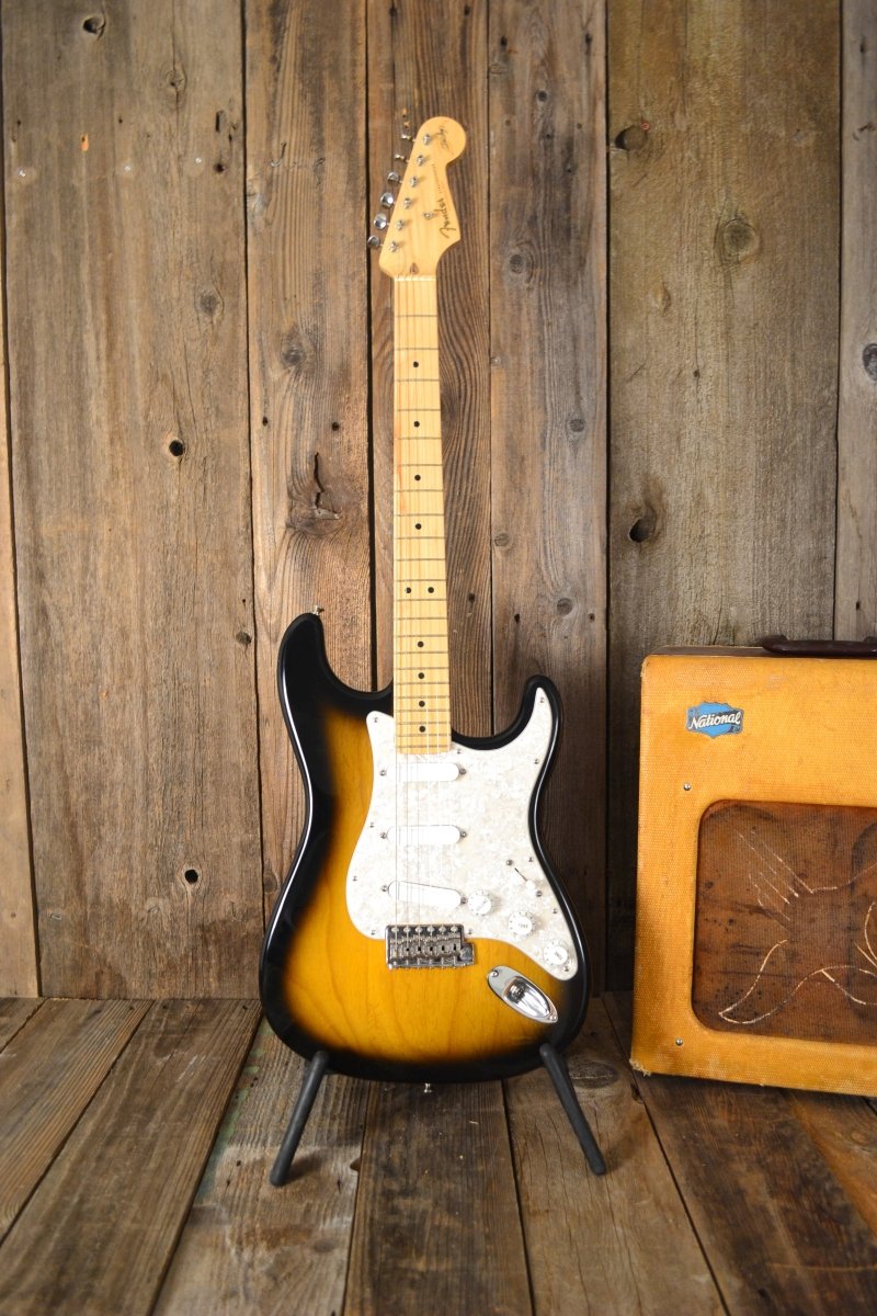 SOLD - Fender Stratocaster Buddy Guy 2005 Near Mint Sunburst - Mahar's Vintage Guitars