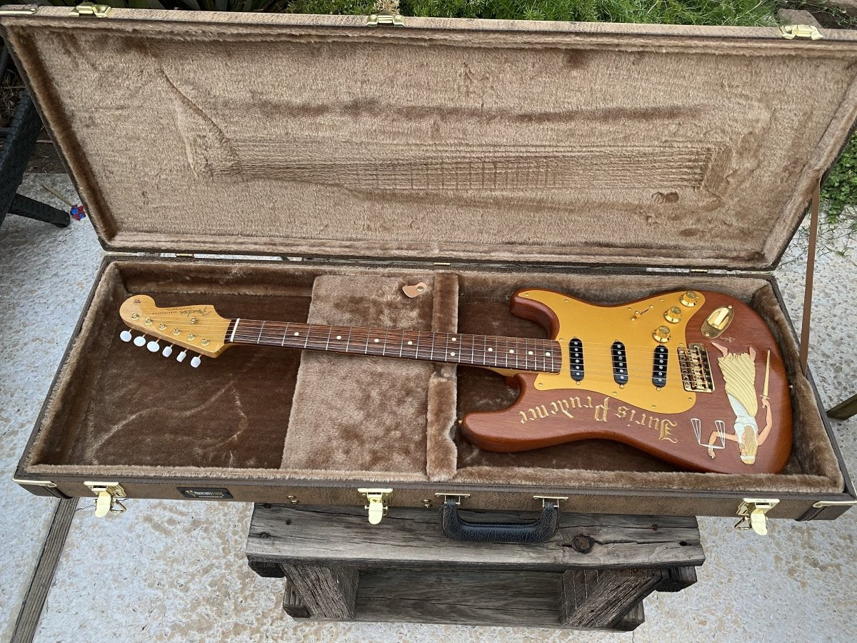 SOLD - Fender Stratocaster Custom Shop One - Off George Amicay Hand Carved - Mahar's Vintage Guitars