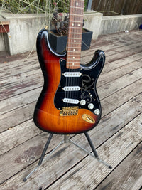 SOLD - Fender Stratocaster SRV Special Edition 1992 - Mahar's Vintage Guitars
