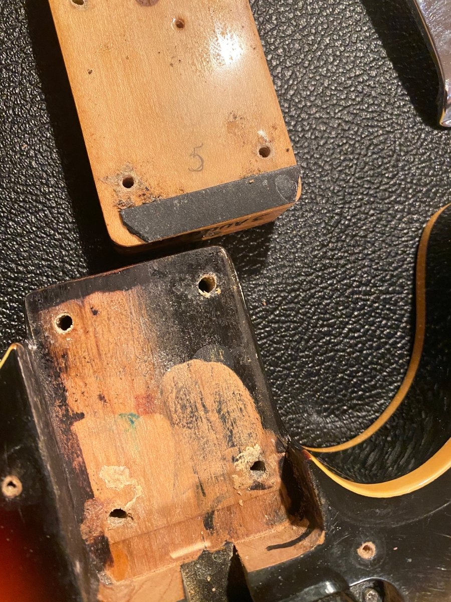 SOLD - Fender Telecaster Custom with factory Bigsby 1969 - Mahar's Vintage Guitars