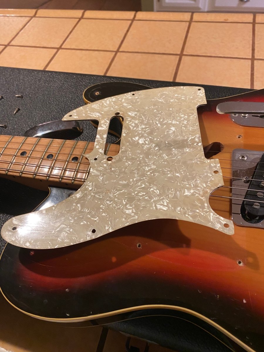 SOLD - Fender Telecaster Custom with factory Bigsby 1969 - Mahar's Vintage Guitars