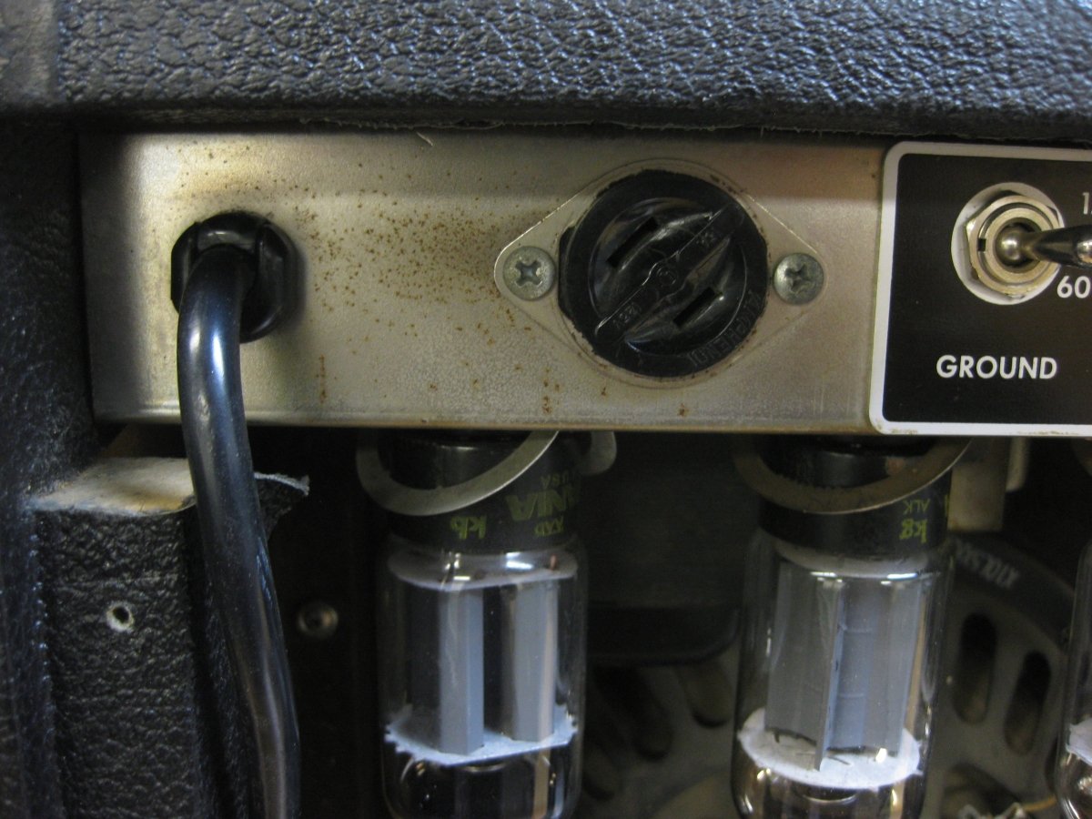 SOLD - Fender Vibrolux Reverb AA864 Pre CBS 1965 (February) - Mahar's Vintage Guitars