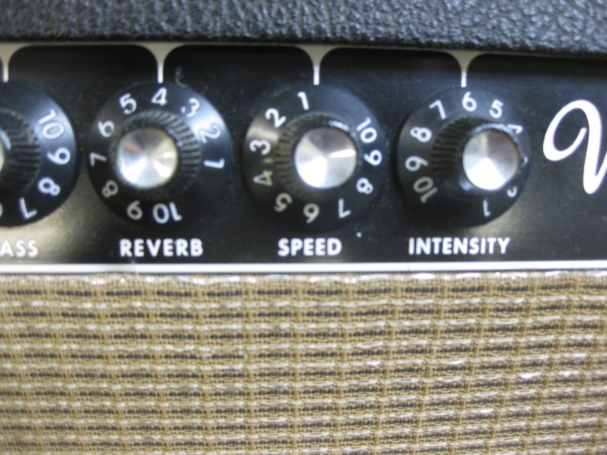 SOLD - Fender Vibrolux Reverb AA864 Pre CBS 1965 (February) - Mahar's Vintage Guitars