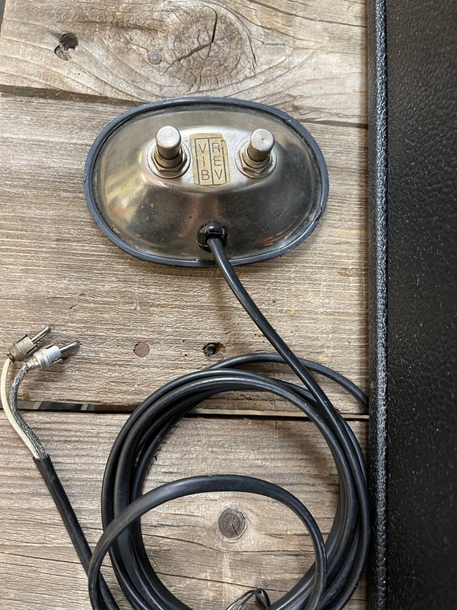 SOLD - Fender Vibrolux Reverb Amplifier 1977 - Mahar's Vintage Guitars