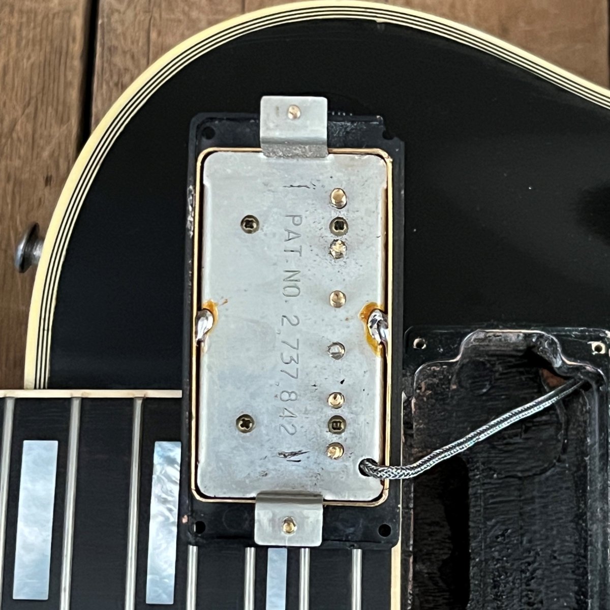 SOLD - Gibson 20th Anniversary Les Paul Custom Left Handed 1975 Black - Mahar's Vintage Guitars