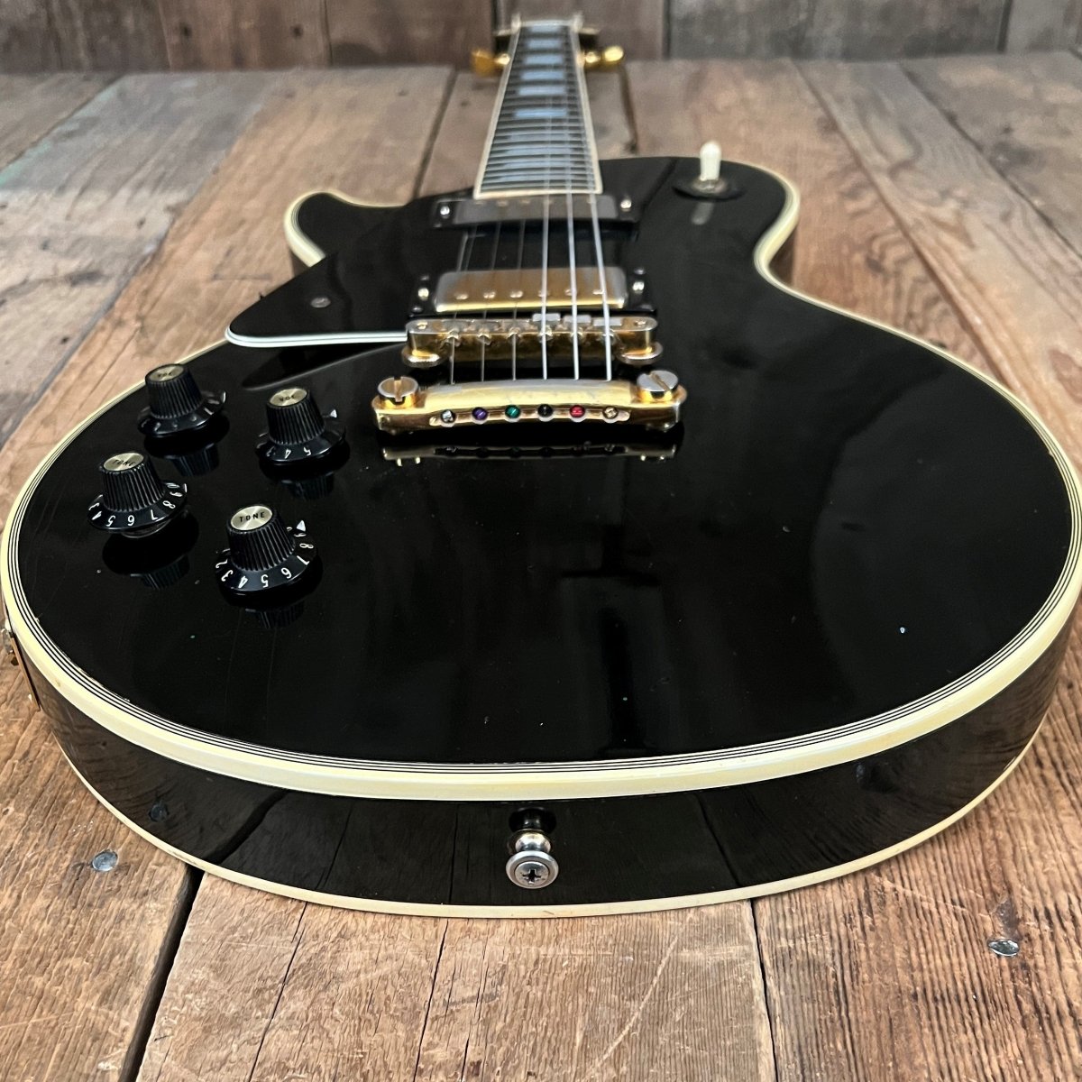 SOLD - Gibson 20th Anniversary Les Paul Custom Left Handed 1975 Black - Mahar's Vintage Guitars
