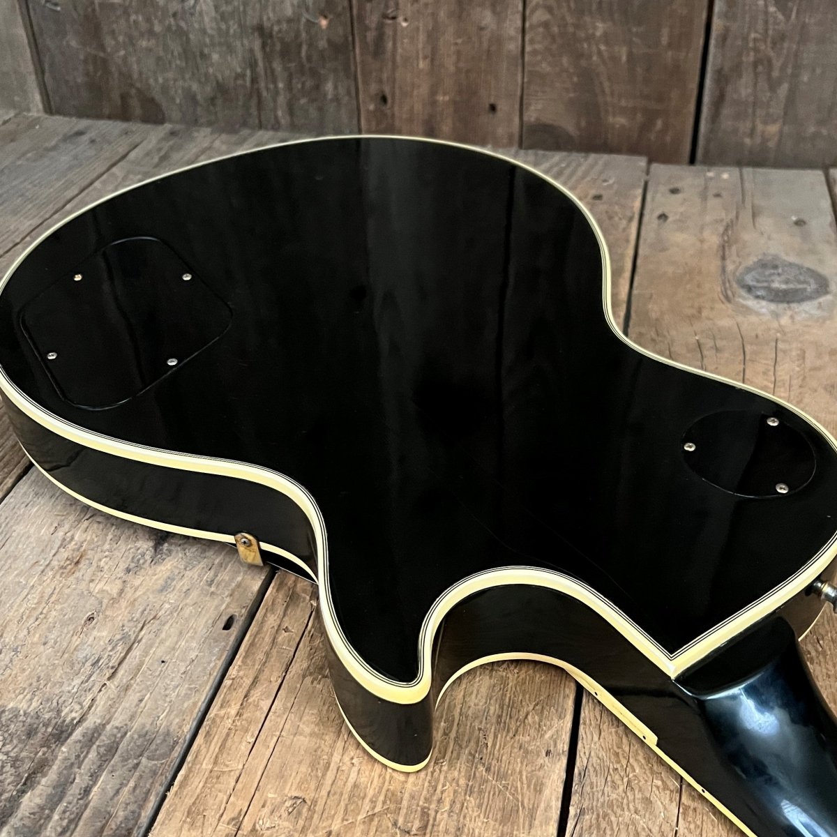 SOLD - Gibson 20th Anniversary Les Paul Custom Left Handed 1975 Black - Mahar's Vintage Guitars