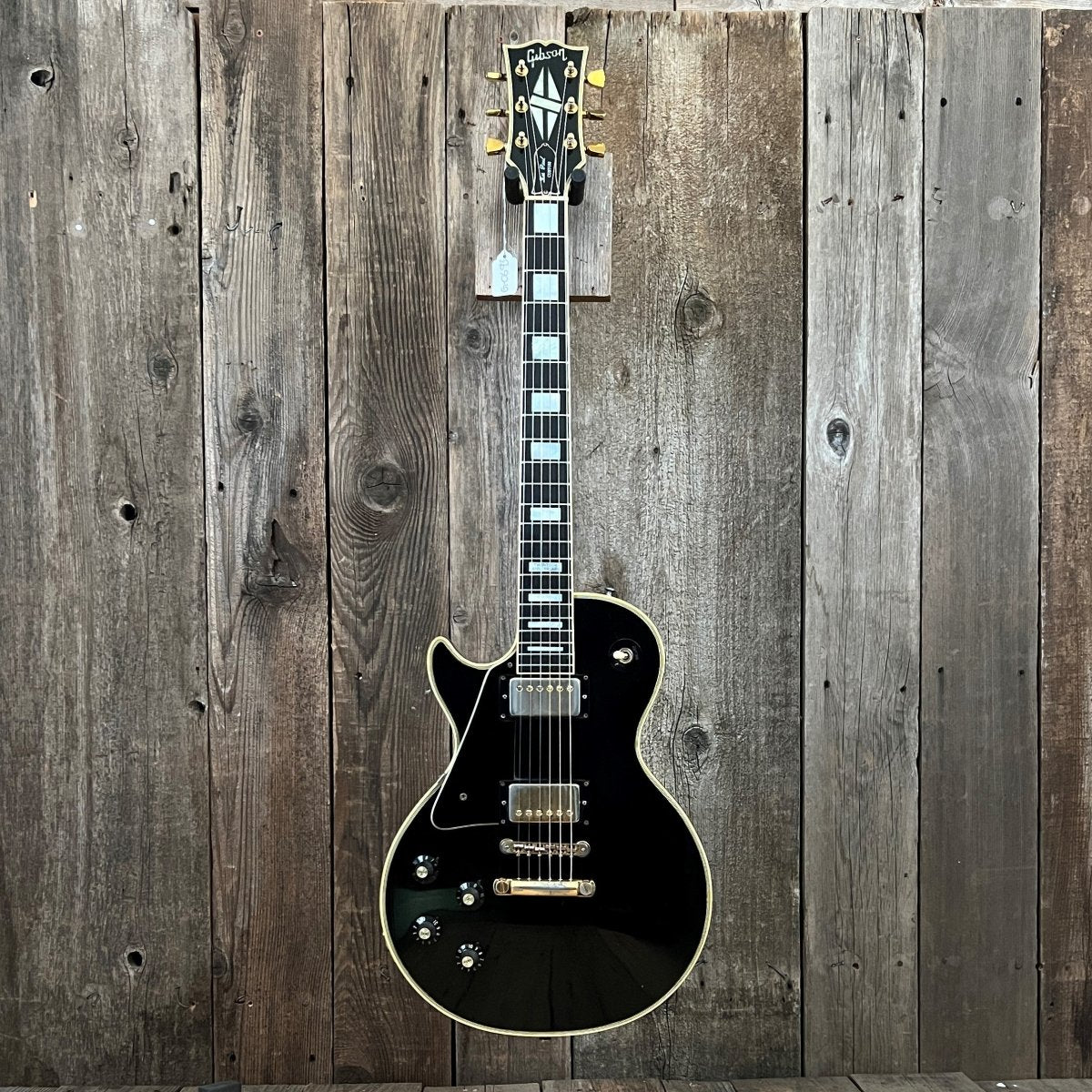 SOLD - Gibson 20th Anniversary Les Paul Custom Left Handed 1975 Black - Mahar's Vintage Guitars