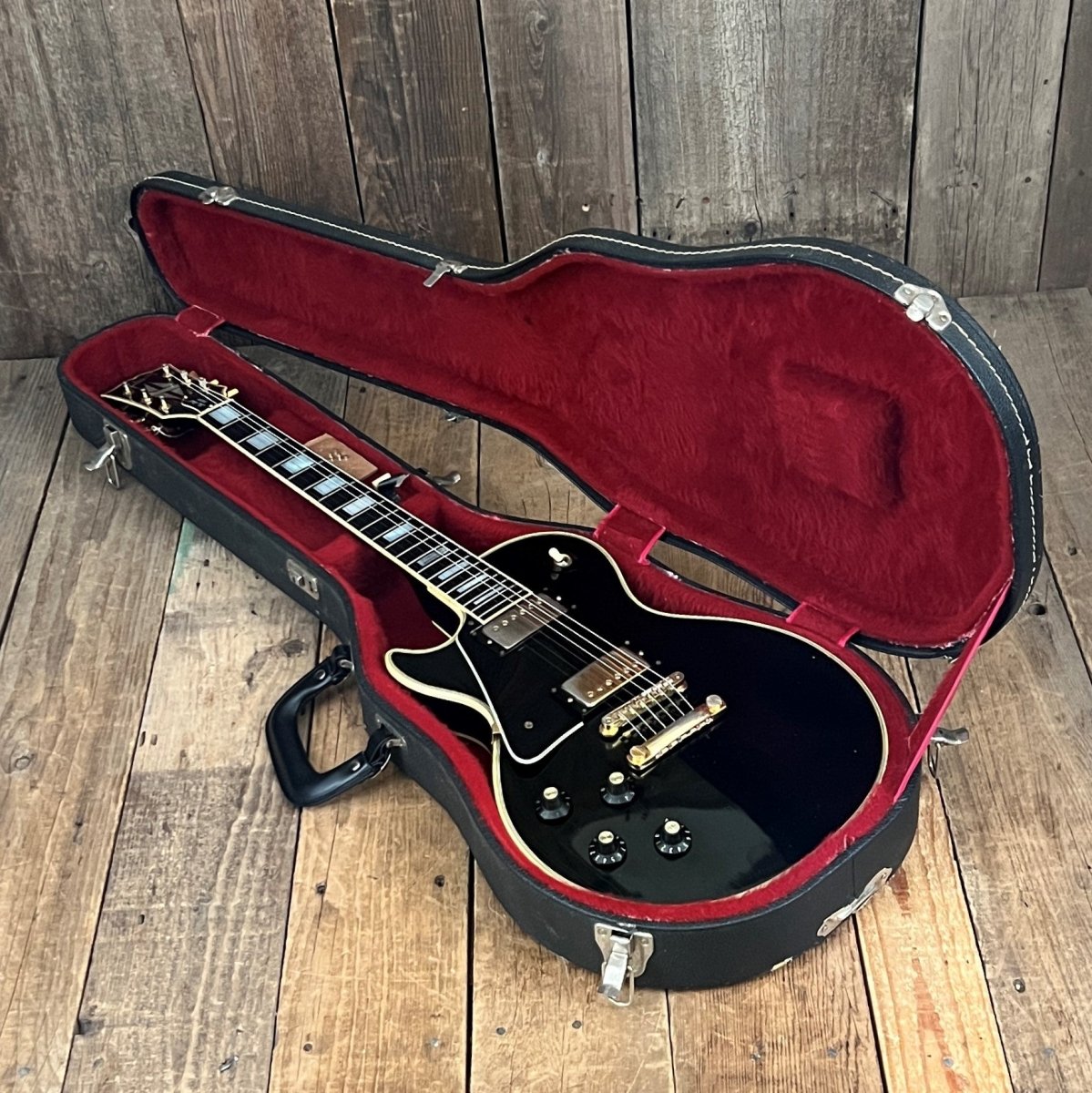 SOLD - Gibson 20th Anniversary Les Paul Custom Left Handed 1975 Black - Mahar's Vintage Guitars