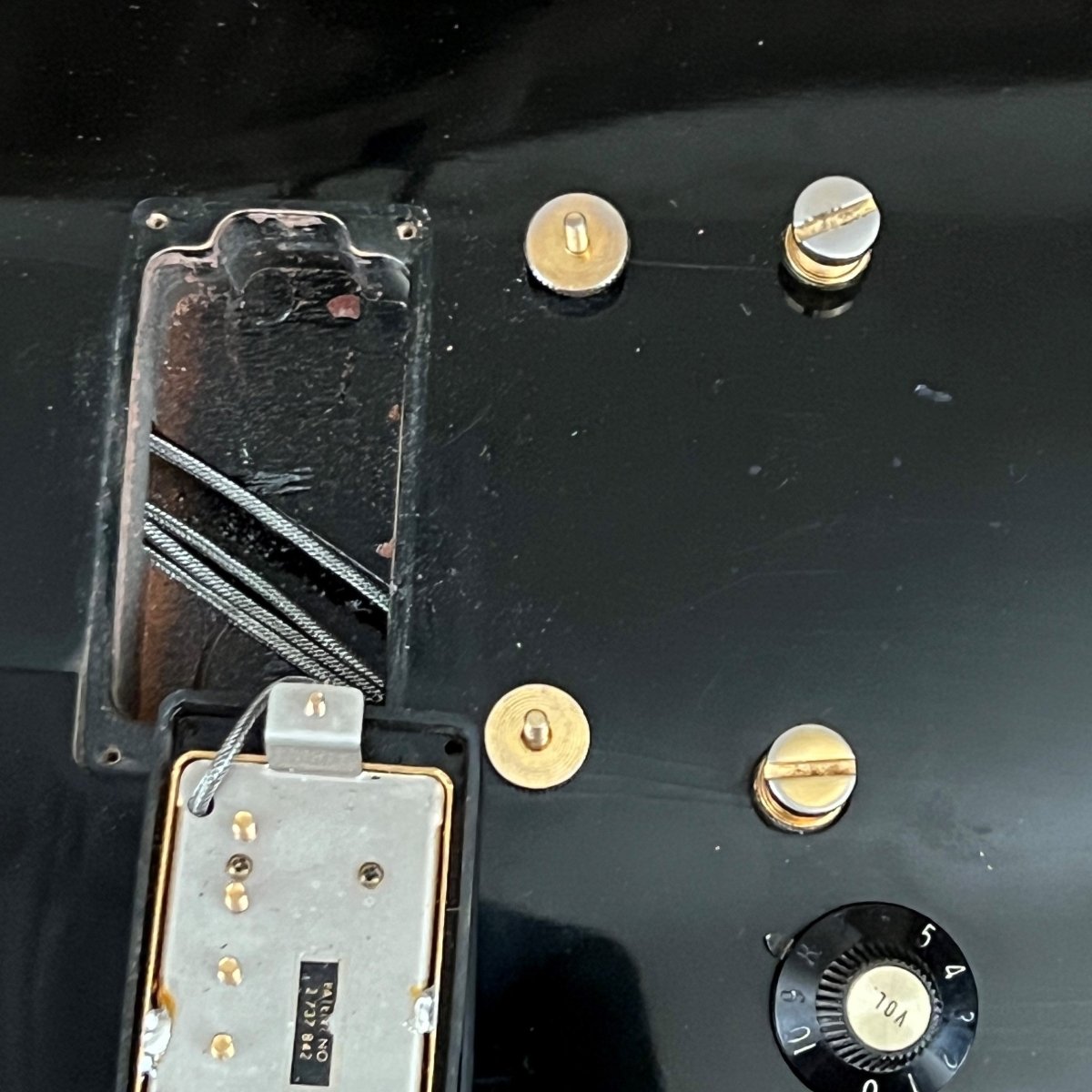 SOLD - Gibson 20th Anniversary Les Paul Custom Left Handed 1975 Black - Mahar's Vintage Guitars