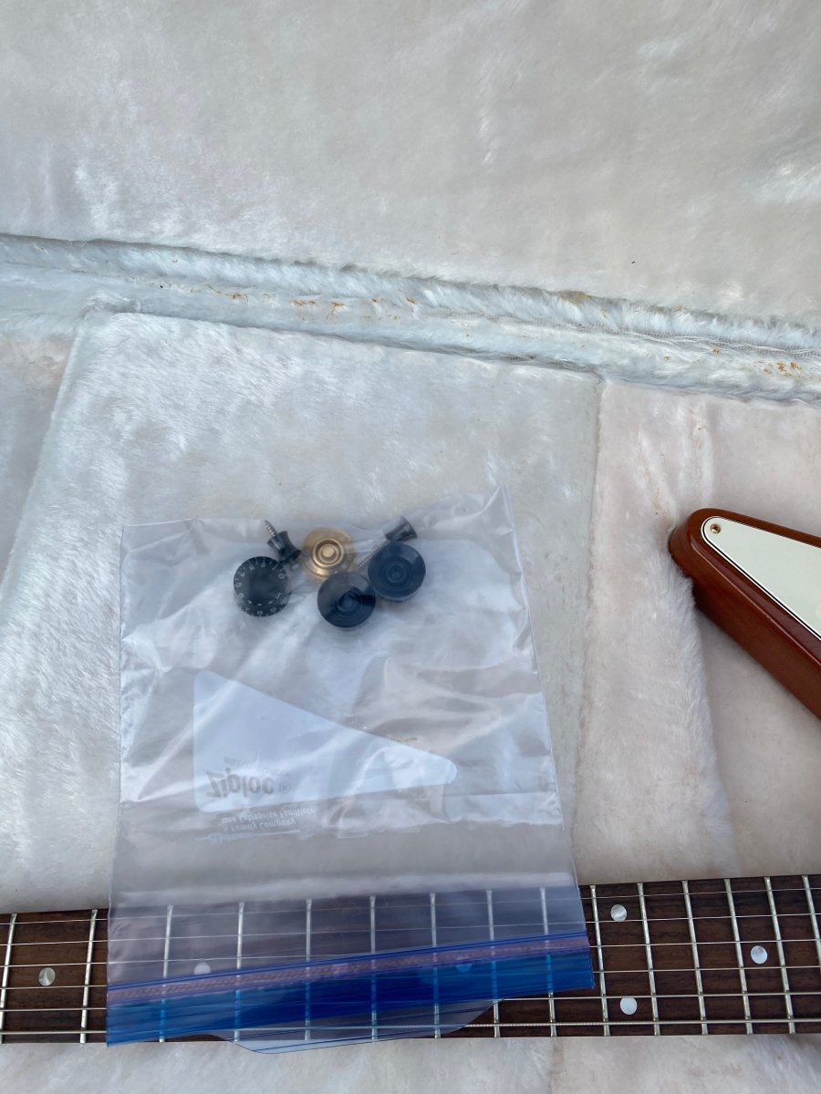 SOLD - Gibson Explorer 2007 - SOLD - Mahar's Vintage Guitars