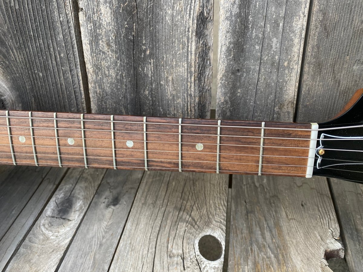 SOLD - Gibson Explorer 2007 - SOLD - Mahar's Vintage Guitars