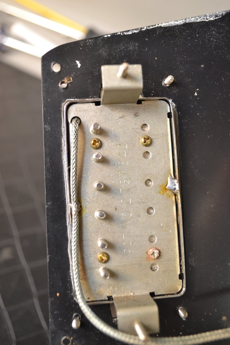 SOLD - Gibson Flying V 1980 Sunburst - Mahar's Vintage Guitars