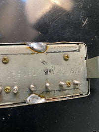 SOLD - Gibson Flying V 1982 Candy Apple Red - Mahar's Vintage Guitars