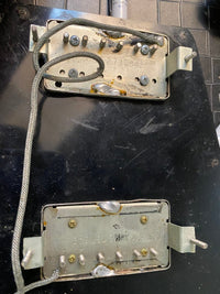 SOLD - Gibson Flying V 1982 Candy Apple Red - Mahar's Vintage Guitars