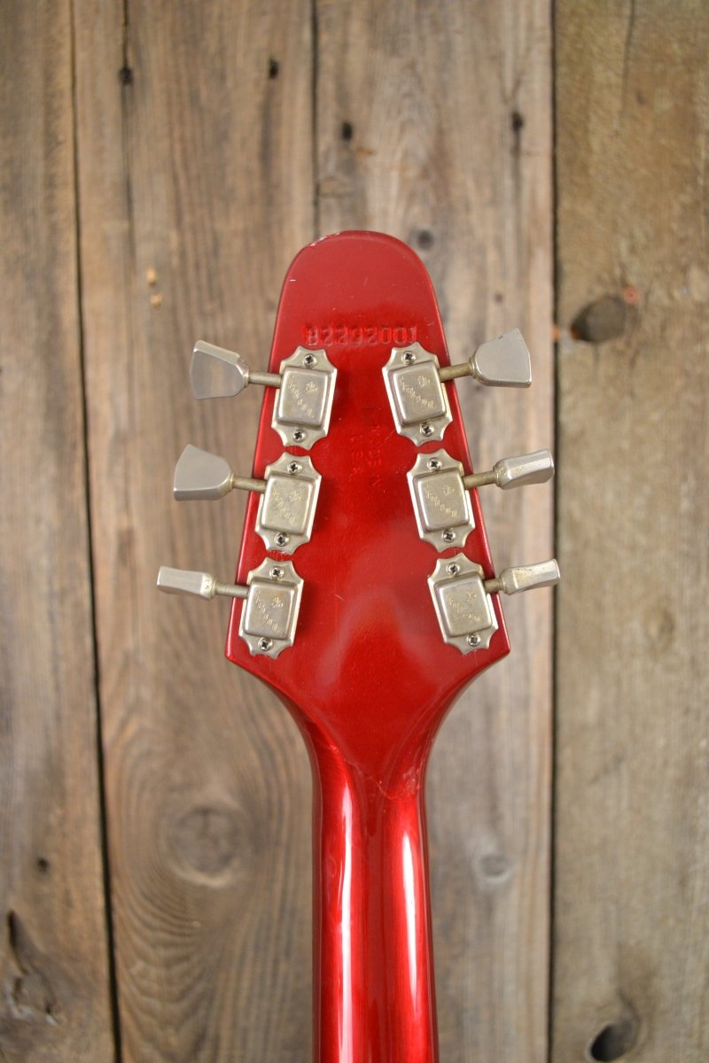 SOLD - Gibson Flying V 1982 Candy Apple Red - Mahar's Vintage Guitars