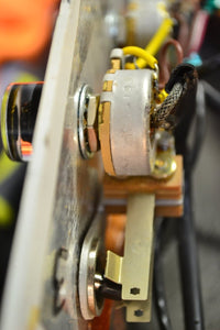 SOLD - Gibson Flying V 2004 1958 reissue natural mahogany - Mahar's Vintage Guitars