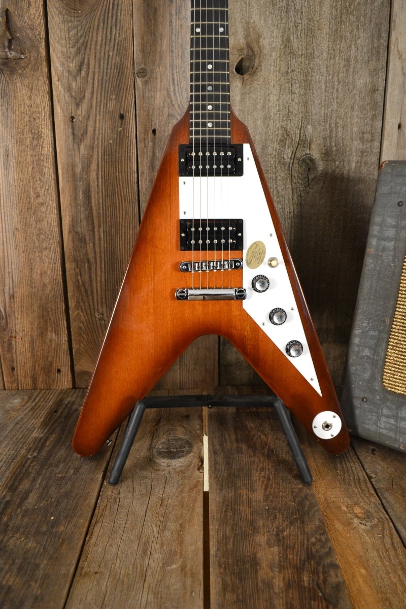SOLD - Gibson Flying V Limited Edition 2001 - Mahar's Vintage Guitars