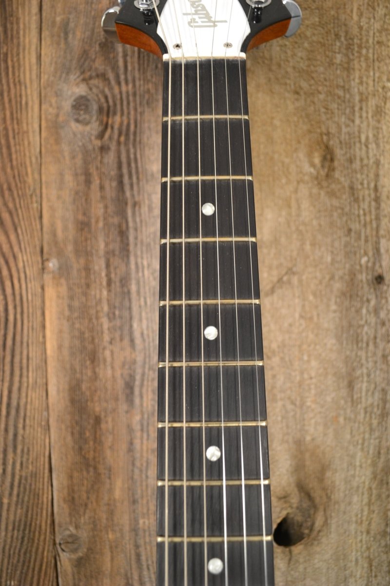 SOLD - Gibson Flying V Limited Edition 2001 - Mahar's Vintage Guitars