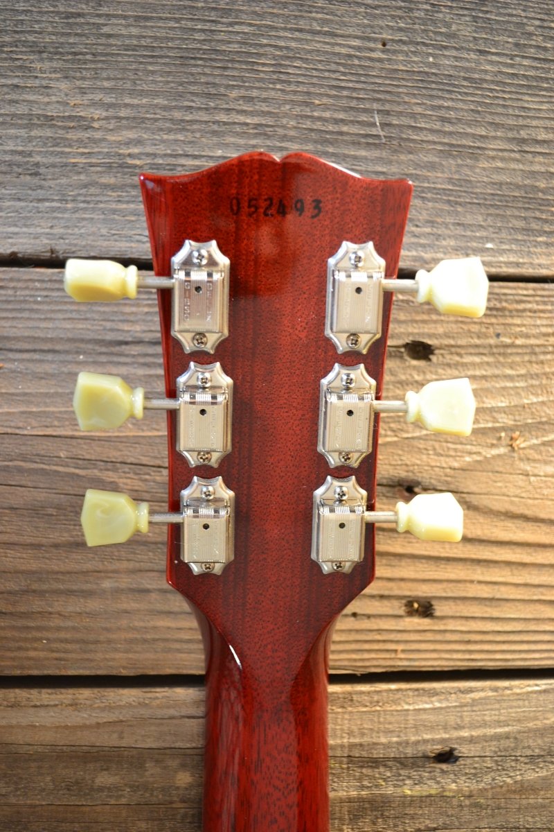 SOLD - Gibson Les Paul 1960 Classic 2005 Near Mint Honey Burst - Mahar's Vintage Guitars