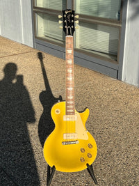 SOLD - Gibson Les Paul R4 Goldtop 2019 1954 Reissue Custom Shop - Mahar's Vintage Guitars