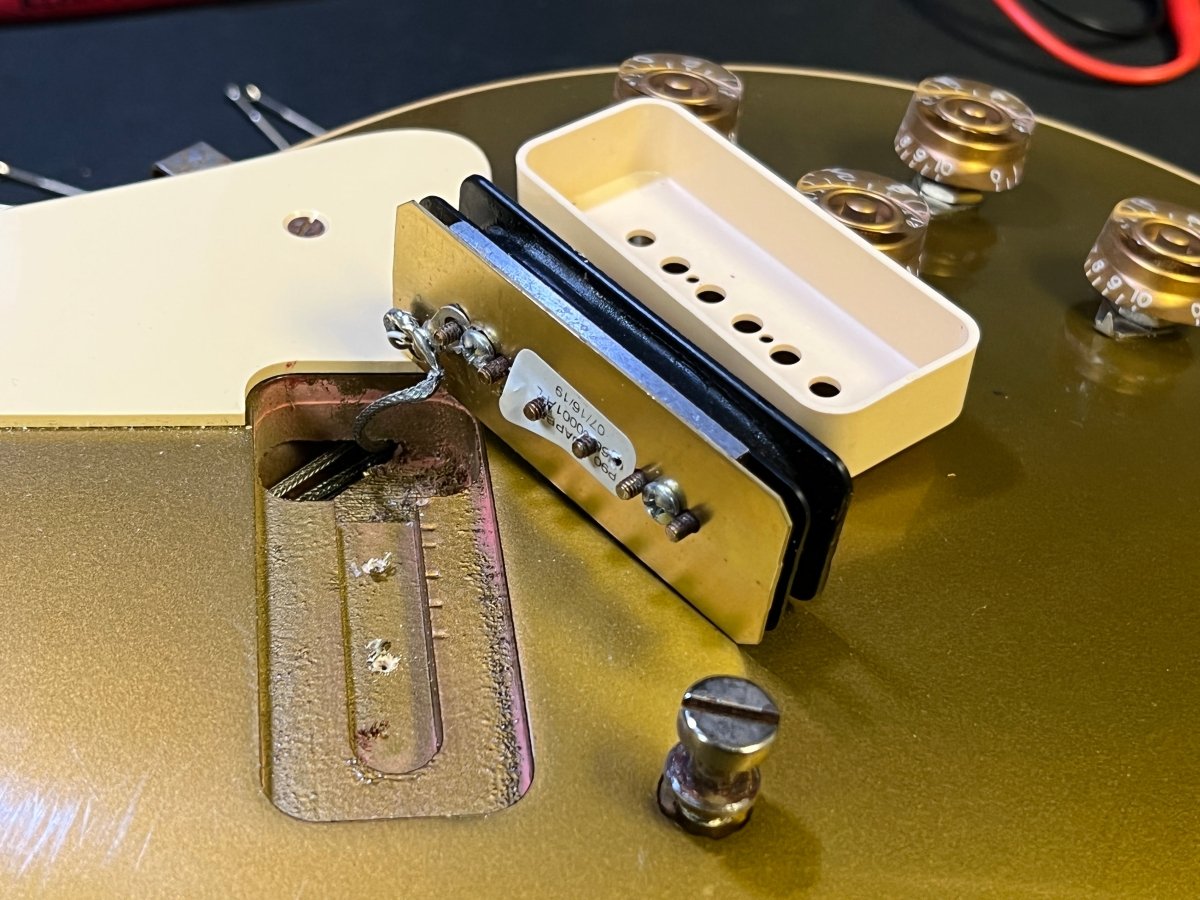 SOLD - Gibson Les Paul R4 Goldtop 2019 1954 Reissue Custom Shop - Mahar's Vintage Guitars