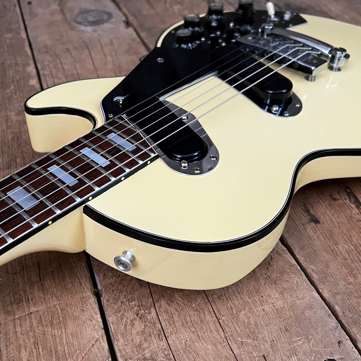 SOLD - Gibson Les Paul Recording Alpine White 1976 Near Mint - Mahar's Vintage Guitars