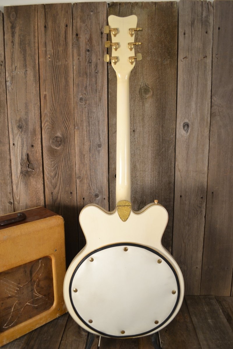 SOLD - Gretsch White Falcon Model 7595 1976 - Mahar's Vintage Guitars