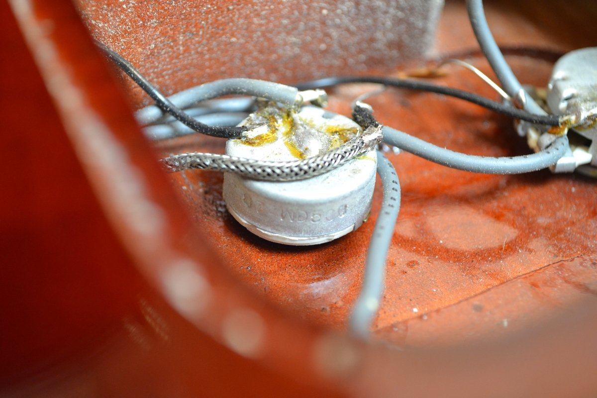 SOLD - Guild Bluesbird 1999 - Mahar's Vintage Guitars