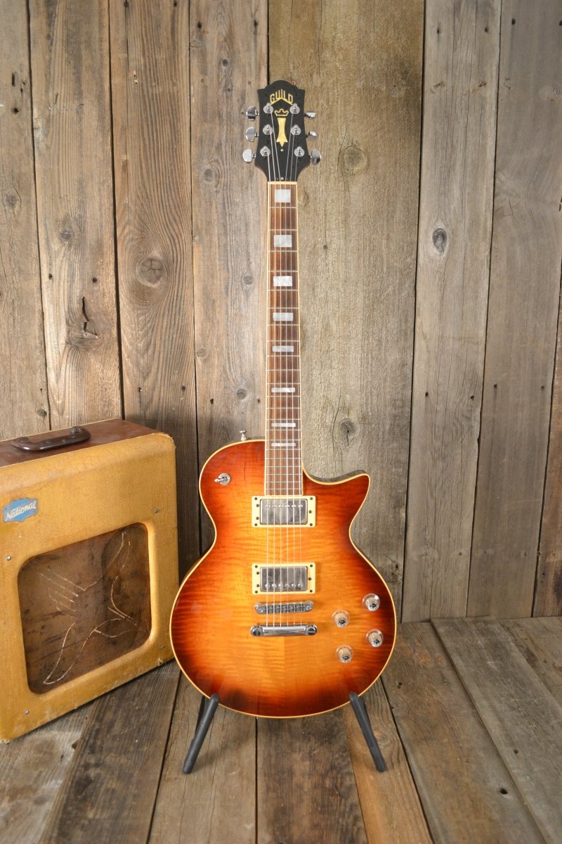 SOLD - Guild Bluesbird 1999 - Mahar's Vintage Guitars