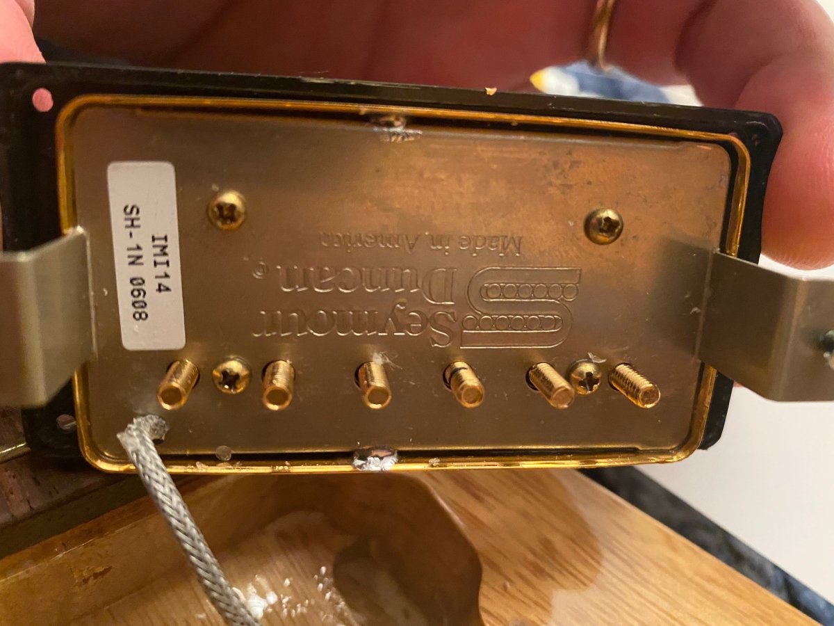 SOLD - Hamer Vector Korina Flying V 2005 Mint - Mahar's Vintage Guitars