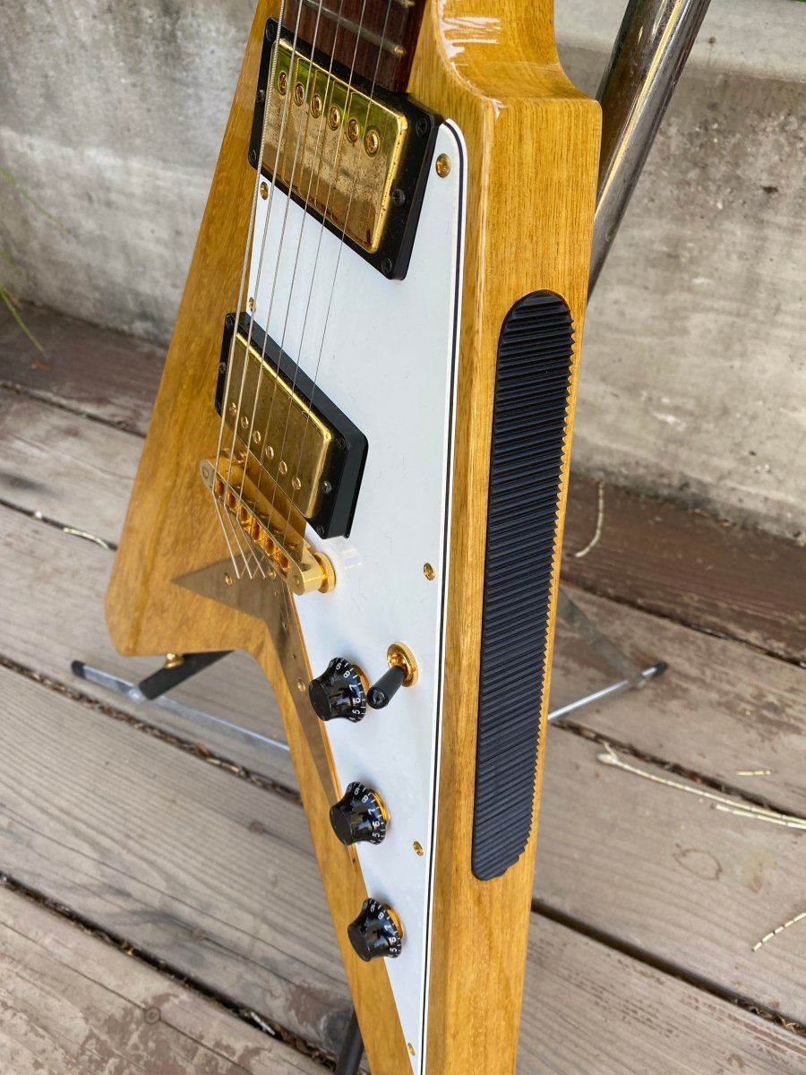 SOLD - Hamer Vector Korina Flying V 2005 Mint - Mahar's Vintage Guitars