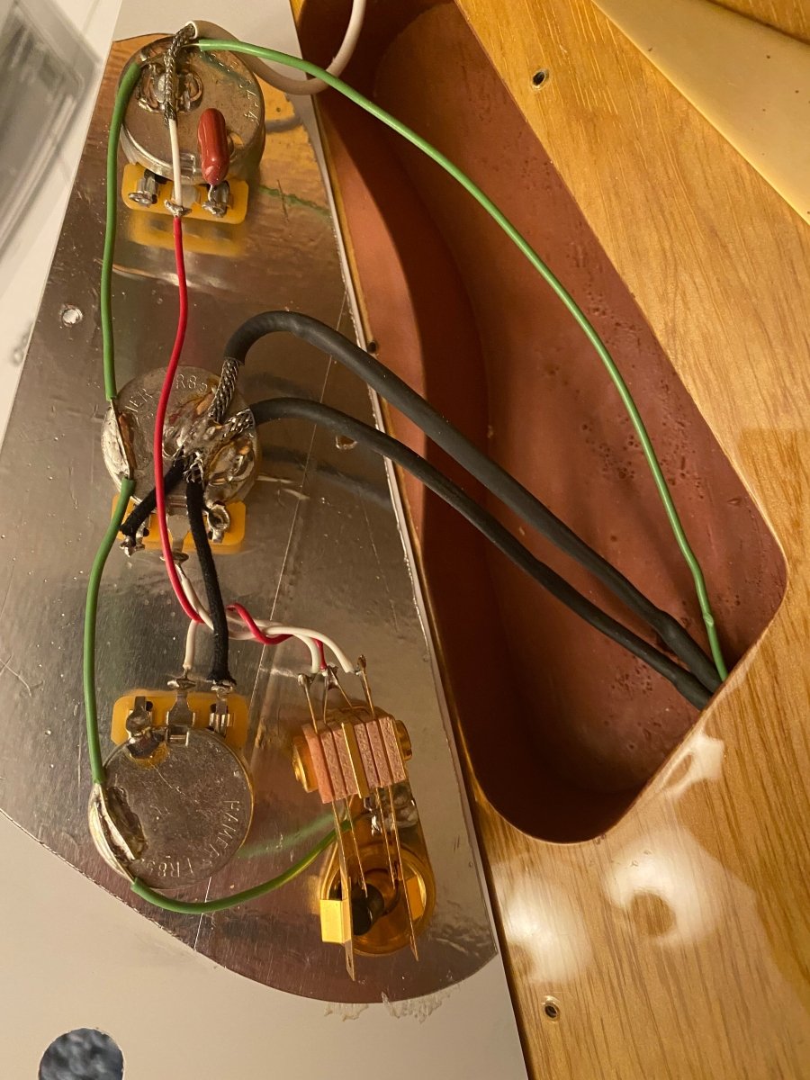 SOLD - Hamer Vector Korina Flying V 2005 Mint - Mahar's Vintage Guitars