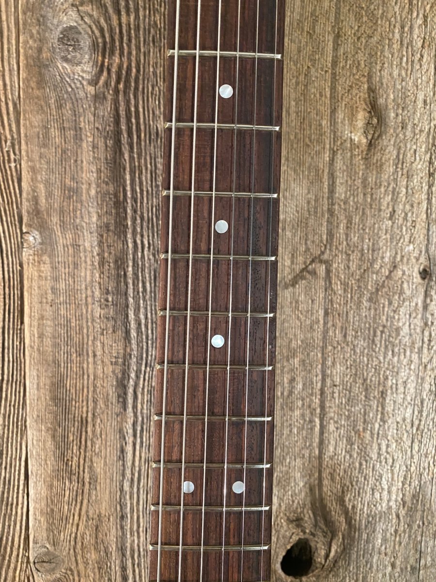 SOLD - Hamer Vector Korina Flying V 2005 Mint - Mahar's Vintage Guitars